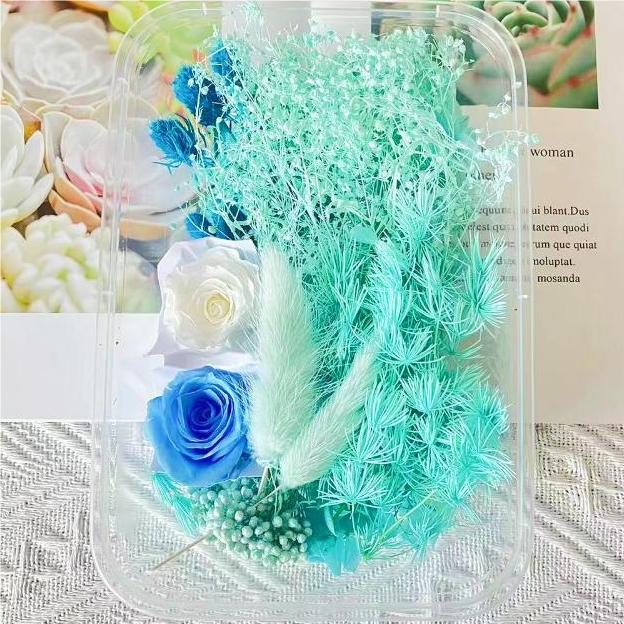 1 x Box Large Mixed 3D Dried Blue & White Roses, Bunny Tails & Mixed Blue Flowers