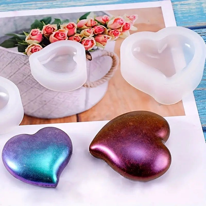 Silicone Mould - 1 x Large Heart Keyring Pocket Hug Mould 6.8cm x 6.4cm x 2.7xm