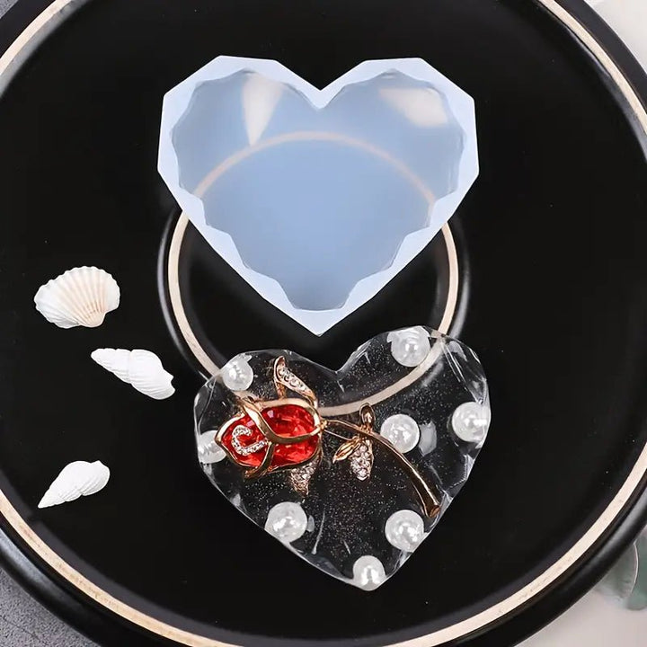 Silicone Mould - 1 x Small Diamond Edged Heart Coaster 8.2cm x 7.4cm x 1.3cm